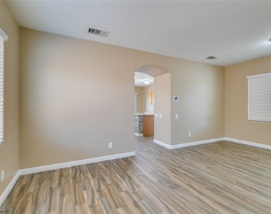 8944 Bandinella Avenue - Photo Thumbnail 27