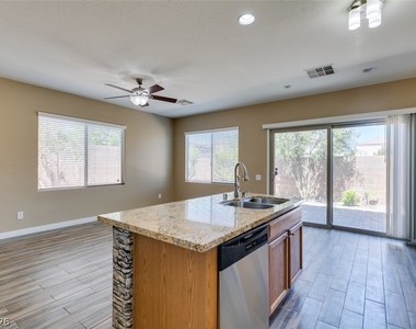 8944 Bandinella Avenue - Photo Thumbnail 15