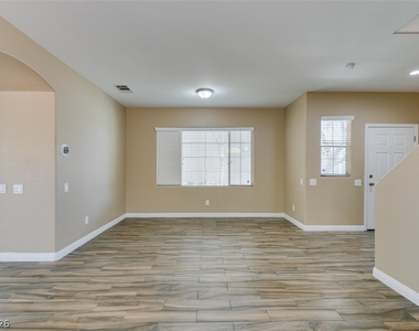 8944 Bandinella Avenue - Photo Thumbnail 25