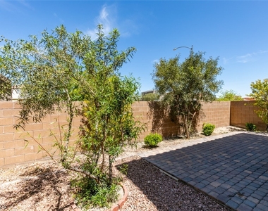 8944 Bandinella Avenue - Photo Thumbnail 40