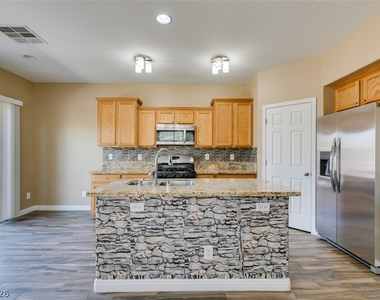 8944 Bandinella Avenue - Photo Thumbnail 10