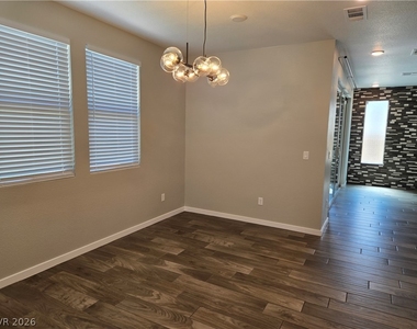 8242 Skye Territory Street - Photo Thumbnail 17