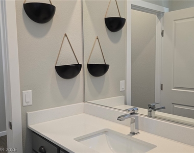 8242 Skye Territory Street - Photo Thumbnail 6