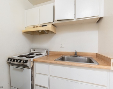 4600 University Center Drive - Photo Thumbnail 8