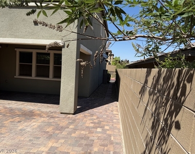 921 Riverlawn Place - Photo Thumbnail 39