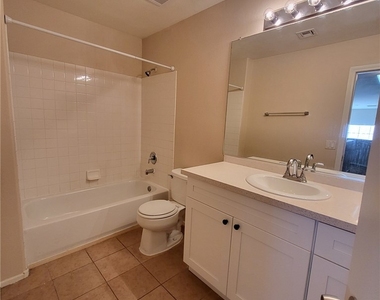 348 Jolly January Avenue - Photo Thumbnail 10