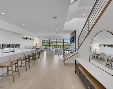66 Lakefront Drive - Photo Thumbnail 11