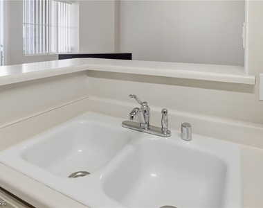 7143 S Durango Drive - Photo Thumbnail 19