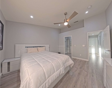 5415 W Harmon Avenue - Photo Thumbnail 21