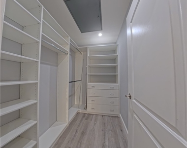 5415 W Harmon Avenue - Photo Thumbnail 23