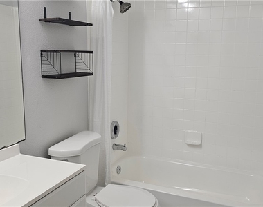8600 W Charleston Boulevard - Photo Thumbnail 6