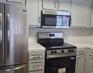 8600 W Charleston Boulevard - Photo Thumbnail 3