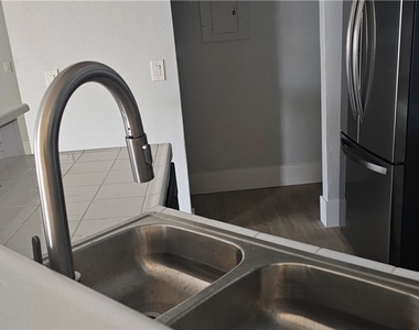 8600 W Charleston Boulevard - Photo Thumbnail 10
