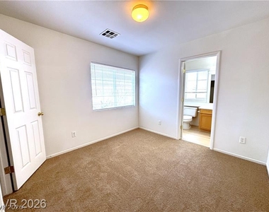 7586 Mermaid Song Court - Photo Thumbnail 17