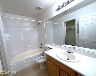 7586 Mermaid Song Court - Photo Thumbnail 16