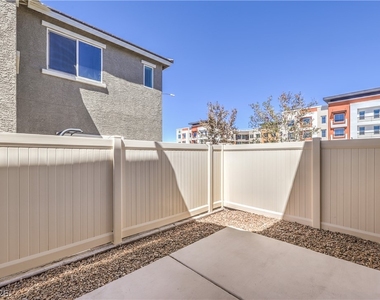 12103 Mojave Gold Road - Photo Thumbnail 15