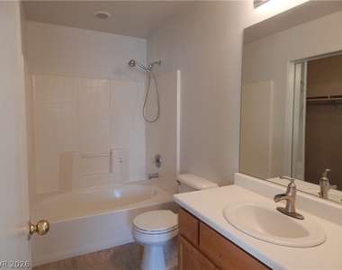 9998 Fine Fern Street - Photo Thumbnail 8