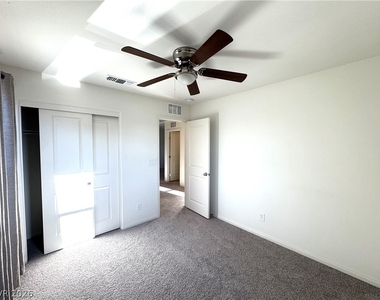 9562 Granville Bridge Street - Photo Thumbnail 26