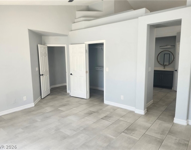 6267 Elvido Avenue - Photo Thumbnail 20