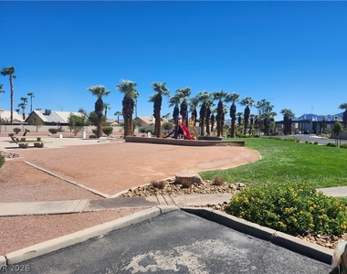 6267 Elvido Avenue - Photo Thumbnail 45