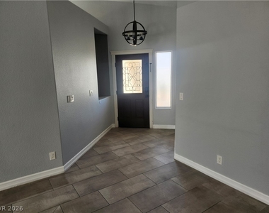 6267 Elvido Avenue - Photo Thumbnail 17