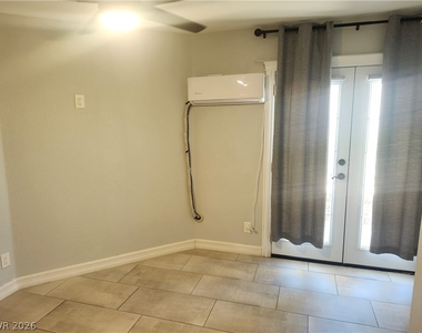 6267 Elvido Avenue - Photo Thumbnail 32