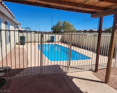 6267 Elvido Avenue - Photo Thumbnail 41