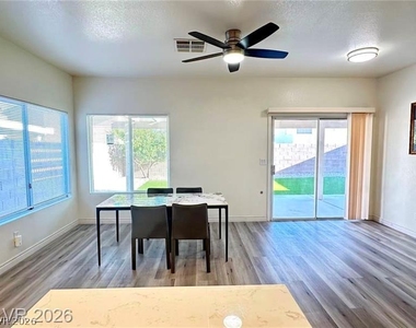 7849 Blue Brook Drive - Photo Thumbnail 3