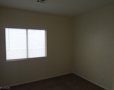 5439 Echo Hawk Street - Photo Thumbnail 24