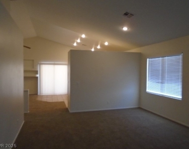 5439 Echo Hawk Street - Photo Thumbnail 4