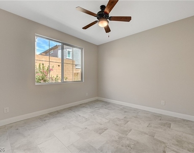 10956 Oregano Avenue - Photo Thumbnail 22