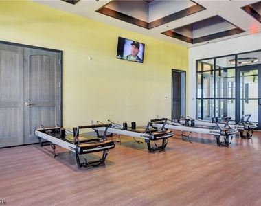 10956 Oregano Avenue - Photo Thumbnail 62