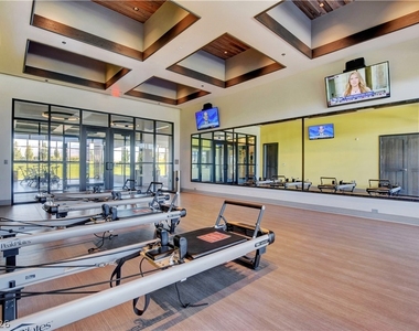 10956 Oregano Avenue - Photo Thumbnail 63