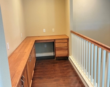 940 Encorvado Street - Photo Thumbnail 14