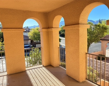 940 Encorvado Street - Photo Thumbnail 28
