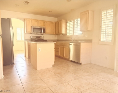 1085 Fan Coral Avenue - Photo Thumbnail 7