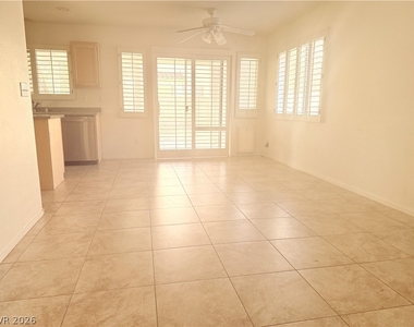 1085 Fan Coral Avenue - Photo Thumbnail 6