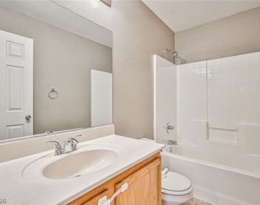 9911 Concho River Avenue - Photo Thumbnail 18