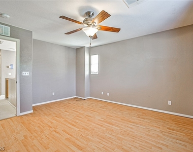 9911 Concho River Avenue - Photo Thumbnail 26