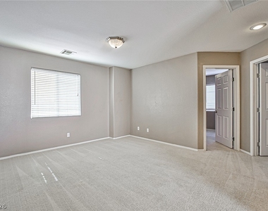 9911 Concho River Avenue - Photo Thumbnail 15