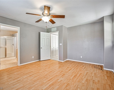 9911 Concho River Avenue - Photo Thumbnail 25