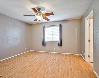 9911 Concho River Avenue - Photo Thumbnail 24