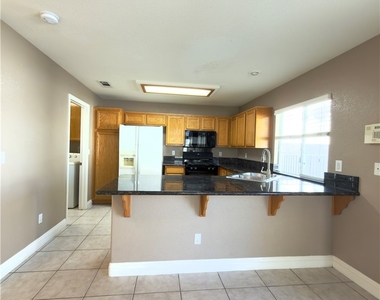 4434 Honeybrook Court - Photo Thumbnail 16