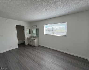 5188 Garden Lane - Photo Thumbnail 21