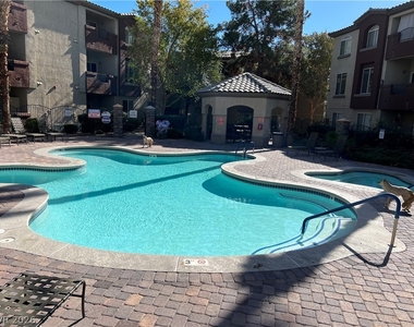 4400 S Jones Boulevard - Photo Thumbnail 12