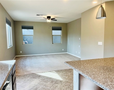 4623 Roger River Avenue - Photo Thumbnail 5