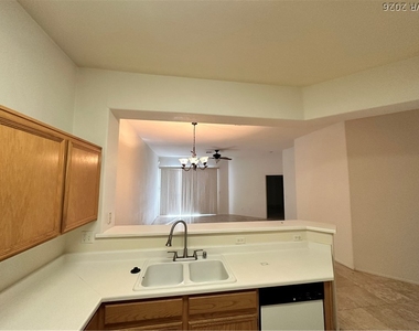 9044 Kimo Street - Photo Thumbnail 9