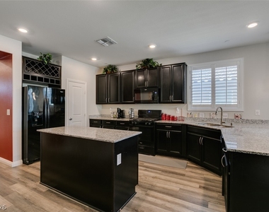 3496 Calentina Avenue - Photo Thumbnail 46