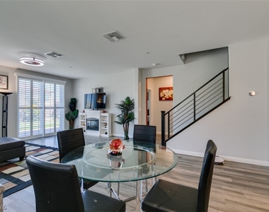 3496 Calentina Avenue - Photo Thumbnail 17