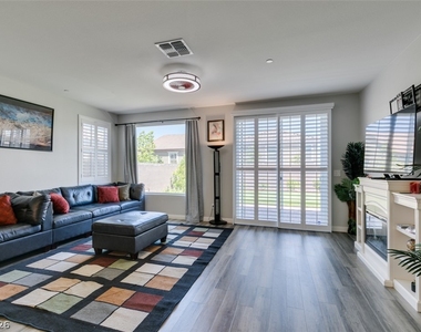 3496 Calentina Avenue - Photo Thumbnail 23